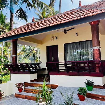 Maadathil Cottages Varkala Εξωτερικό φωτογραφία