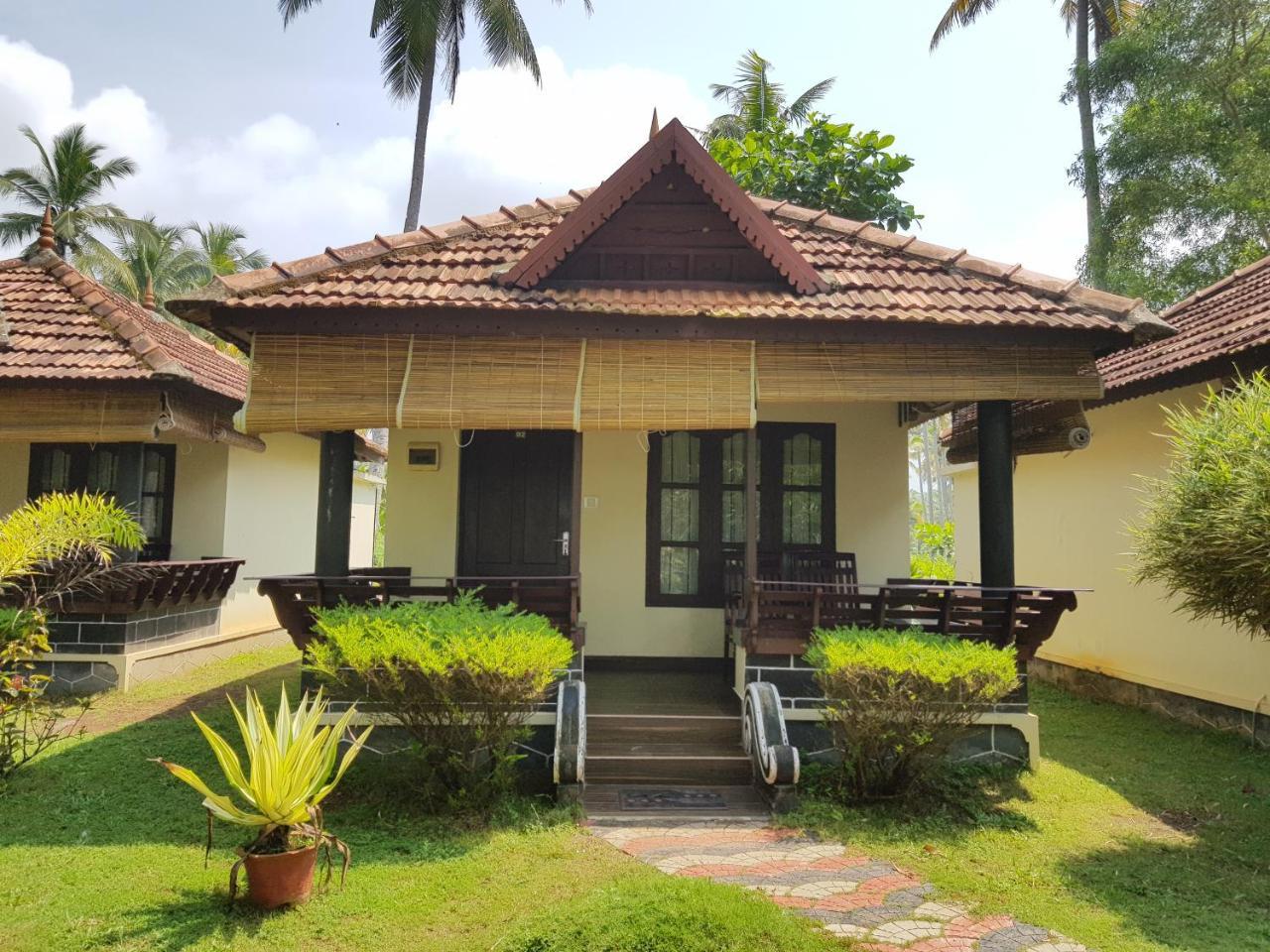 Maadathil Cottages Varkala Εξωτερικό φωτογραφία